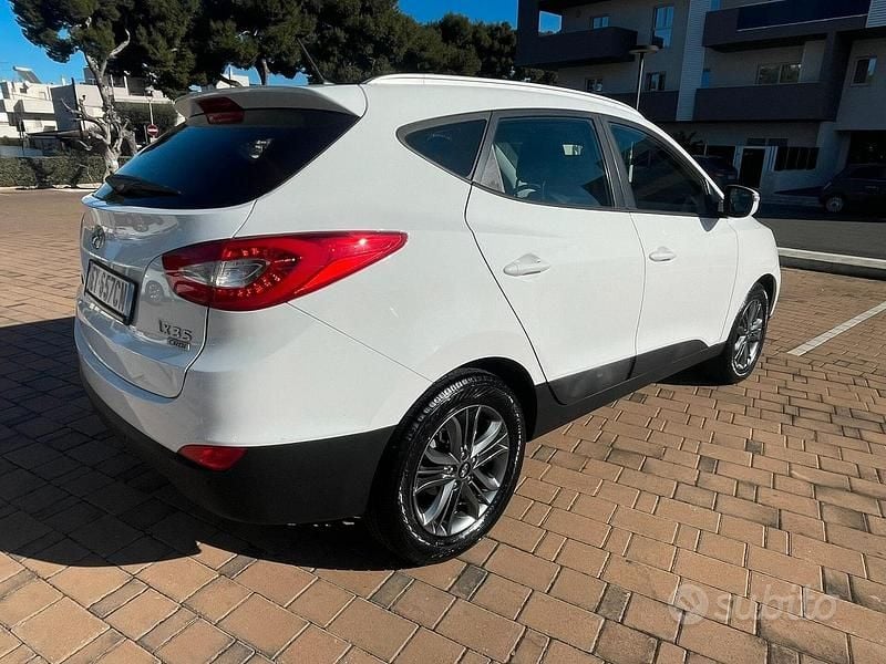 Usata Hyundai ix35 Xpossible 115 CV (84 kW) 2015 Bianco SUV
