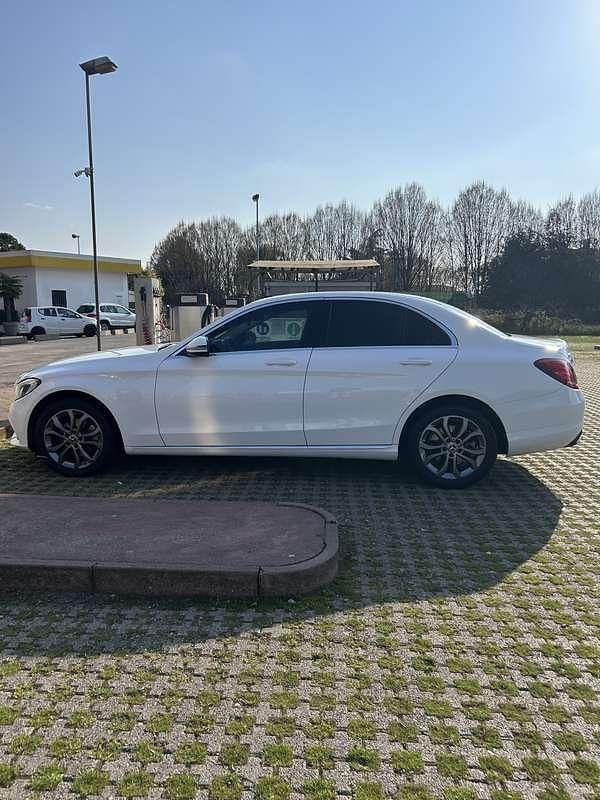 Usata Mercedes C180 116 CV (85 kW) 2018 Berlina