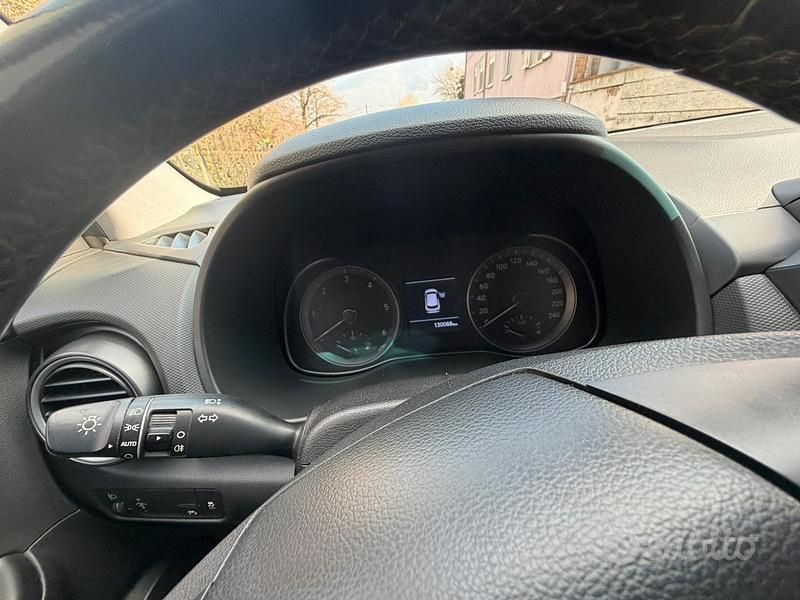 Usata Hyundai Kona 116 CV (85 kW) 2019 Rosso SUV