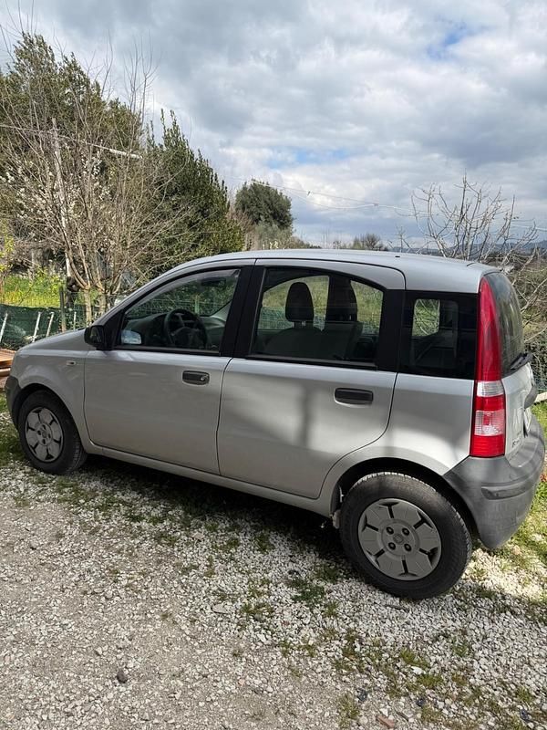 Usata Fiat Panda 69 CV (50 kW) 2009 Argento Utilitaria