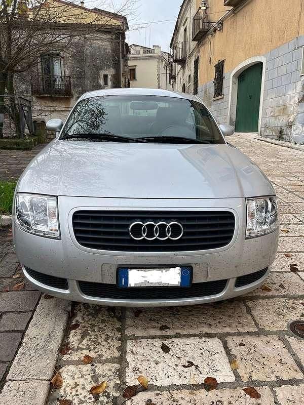 Usata Audi TT 179 CV (131 kW) 1998 Argento Coupé