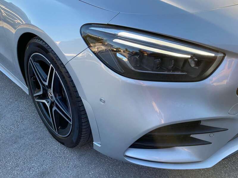 Usata Mercedes B200 Premium 150 CV (110 kW) 2019 Argento Utilitaria