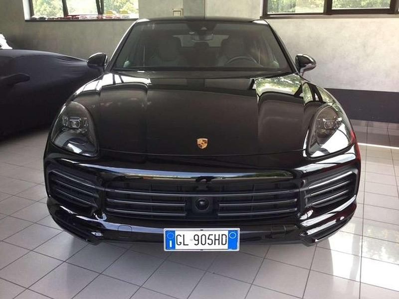 Usata Porsche Cayenne Coupe Platinum Edition 340 CV (250 kW) 2022 Nero Coupé