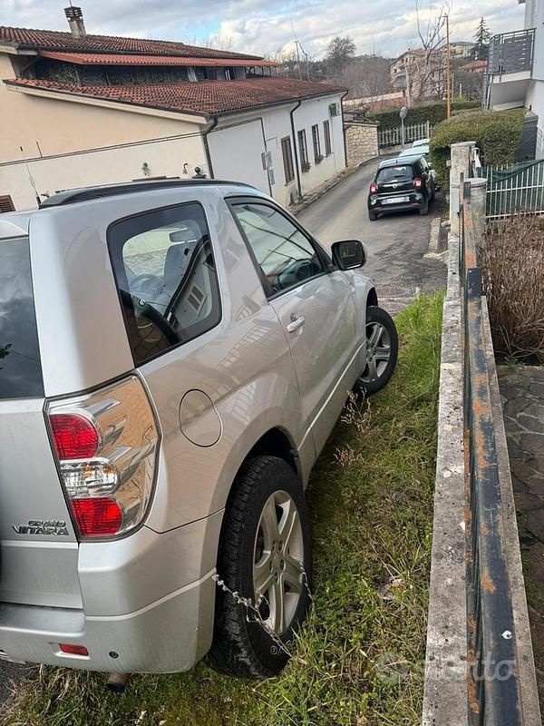 Usata Suzuki Grand Vitara 2007 Grigio SUV