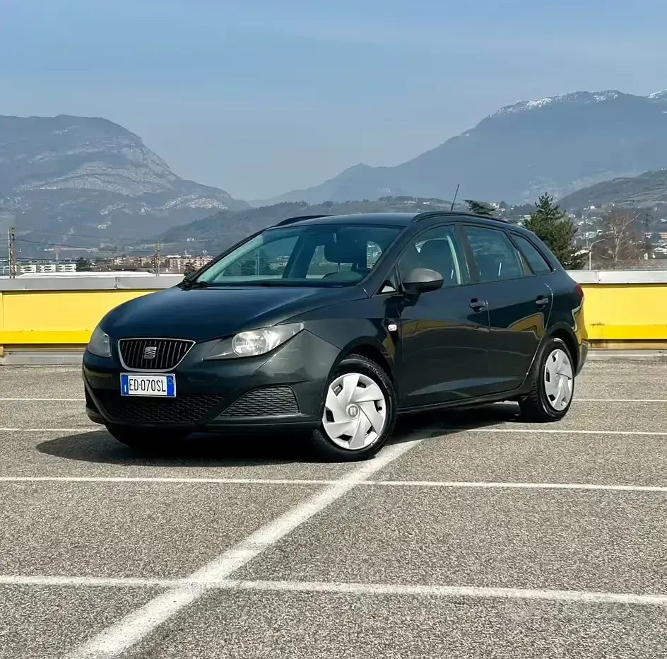 Usata Seat Ibiza ST Style 75 CV (55 kW) 2010 Station wagon