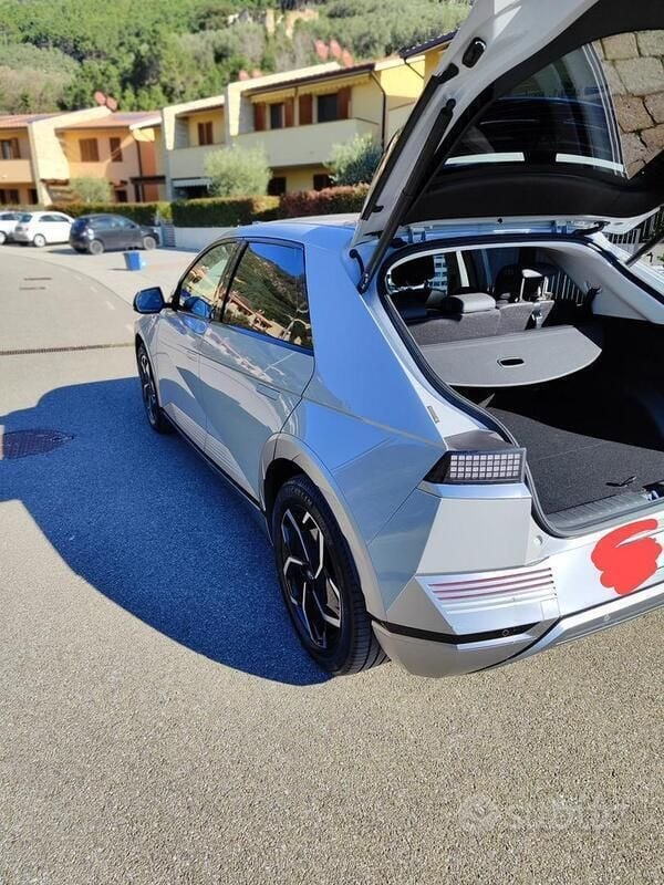 Grigio Usata 2021 Hyundai Ioniq 5 SUV | 25.000 € (Ottimo prezzo) - Immagine 1/4