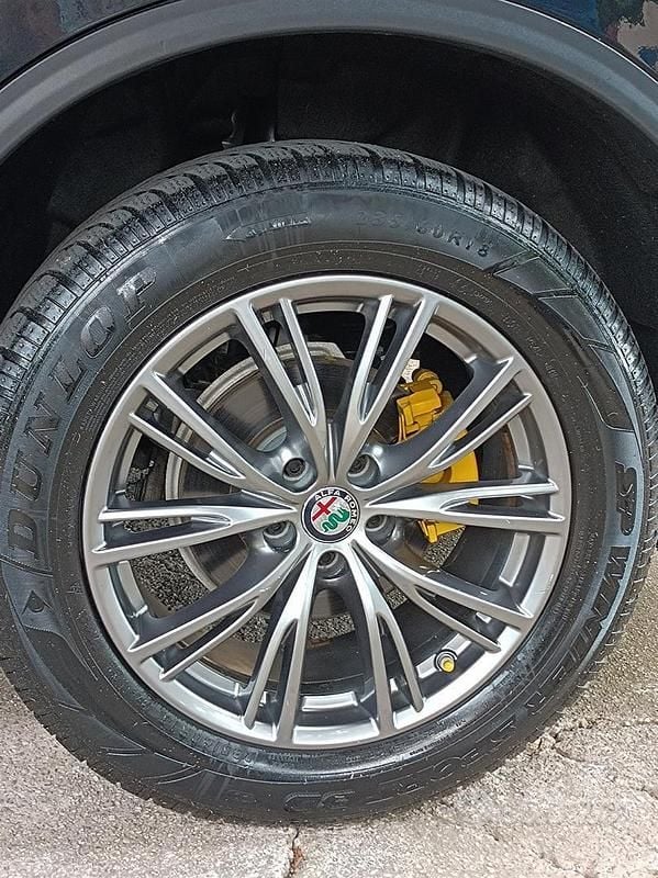 Usata Alfa Romeo Stelvio 180 CV (132 kW) 2018 Nero SUV
