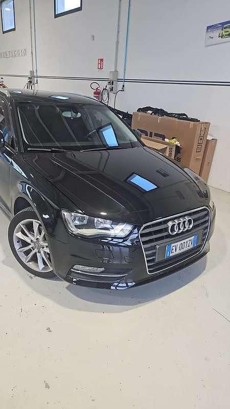 Usata Audi A3 Ambition 105 CV (77 kW) 2013 Nero Berlina