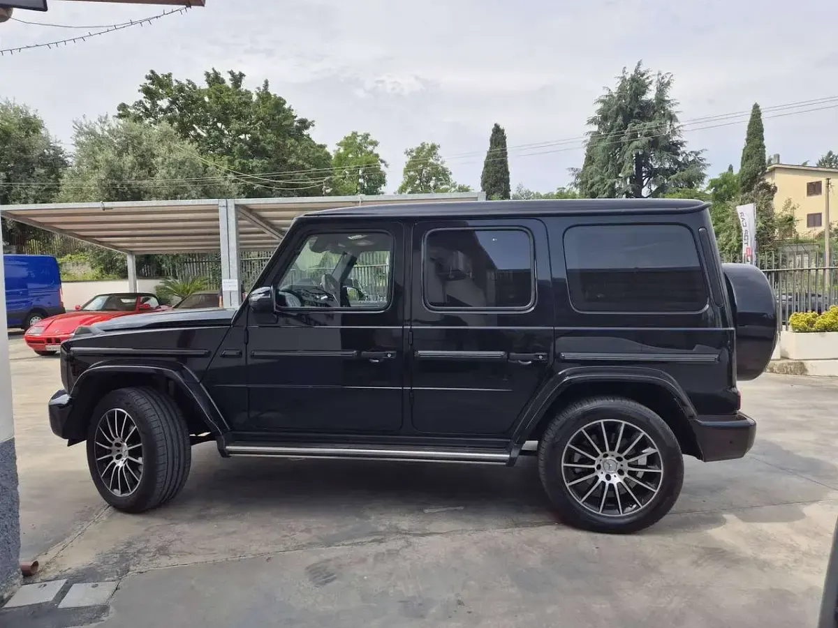 Usata Mercedes G400 Premium Plus 330 CV (242 kW) 2022 Nero SUV