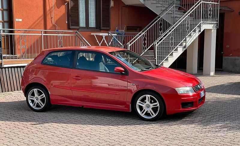 Usata Fiat Stilo Abarth 170 CV (125 kW) 2005 Rosso Berlina