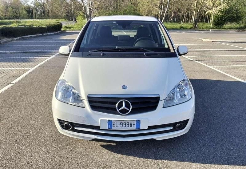Usata Mercedes A160 95 CV (69 kW) 2012 Bianco Monovolume