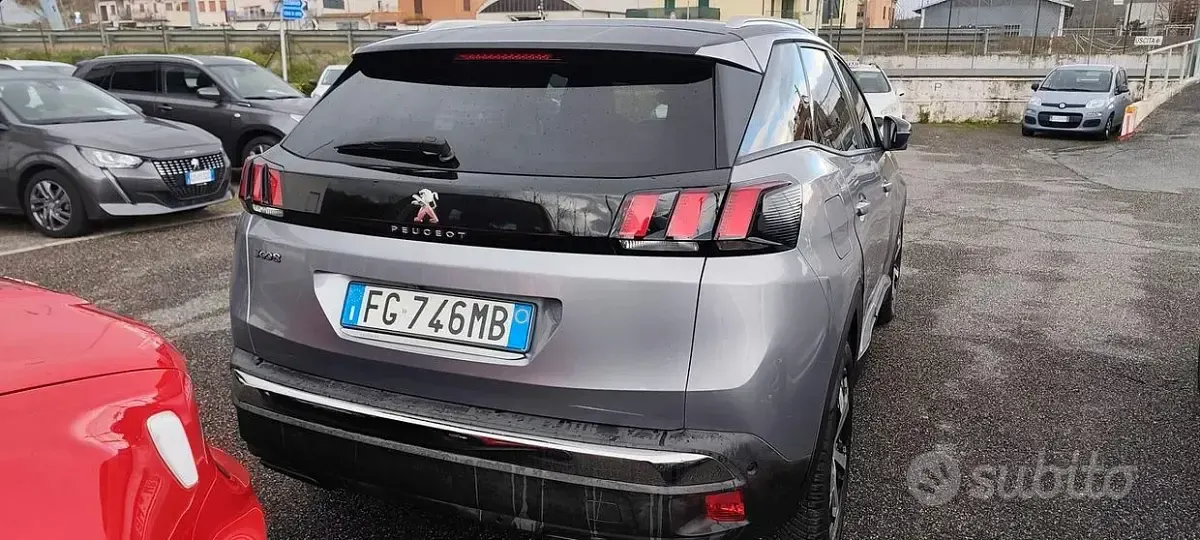 Usata Peugeot 3008 Allure 120 CV (88 kW) 2016 Grigio Station wagon