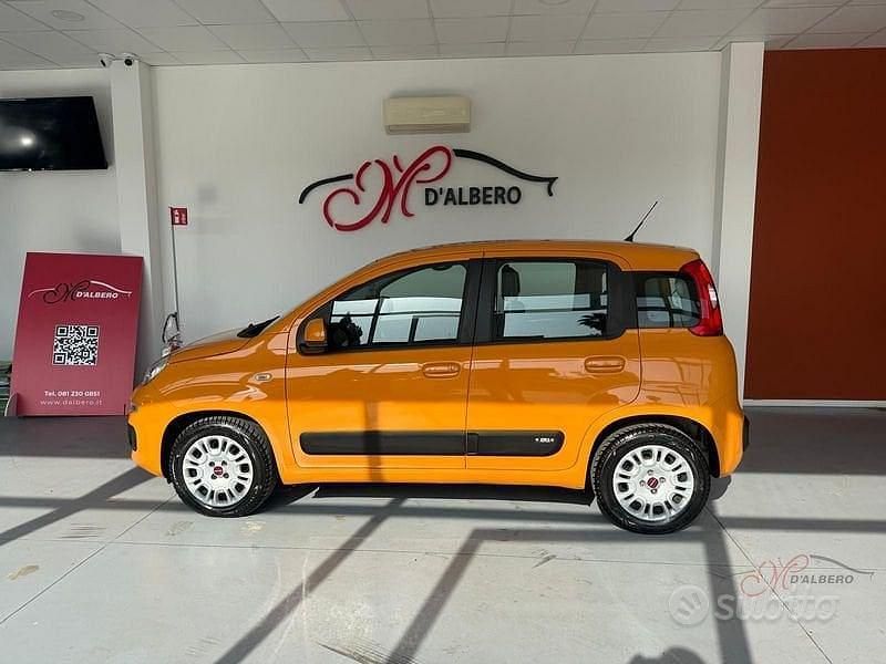 Usata Fiat Panda Easy 95 CV (69 kW) 2017 Arancione Utilitaria