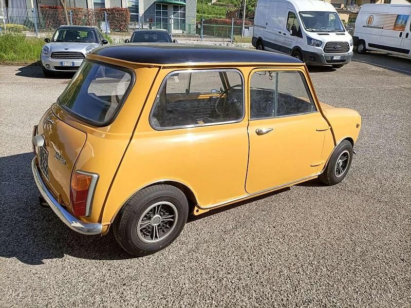 Usata Innocenti Mini 42 CV (30 kW) 1969 Giallo Utilitaria