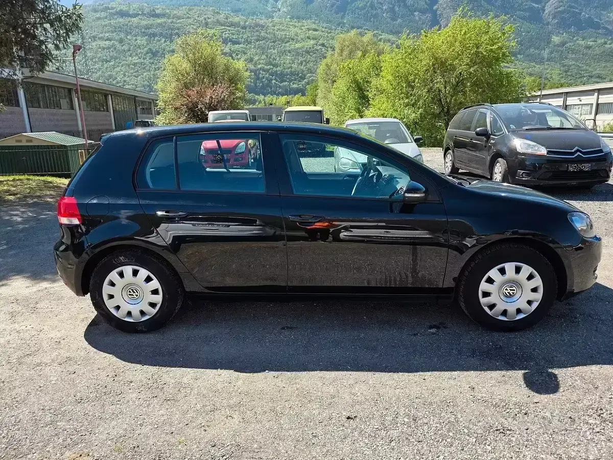 Usata VW Golf VI 80 CV (58 kW) 2011 Nero Utilitaria