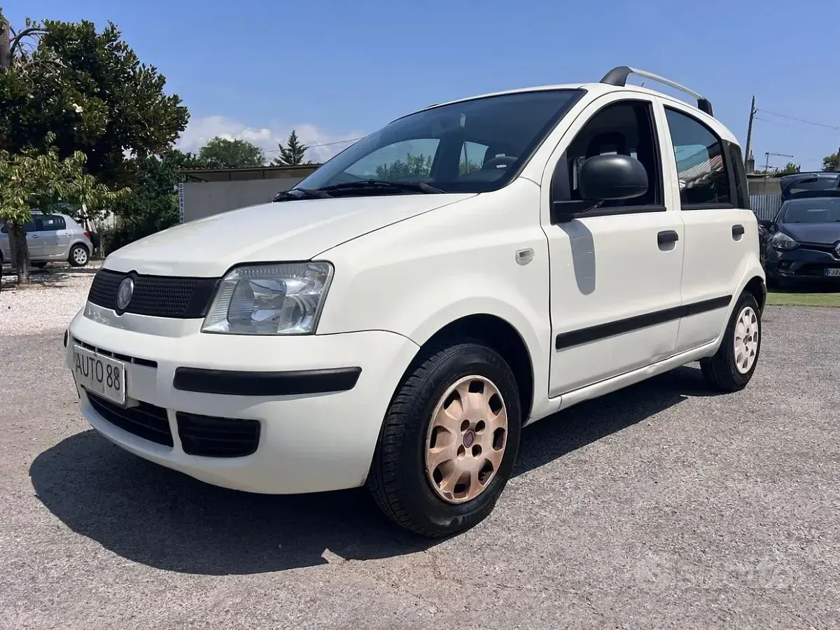 Usata Fiat Panda Emotion 69 CV (50 kW) 2012 Utilitaria