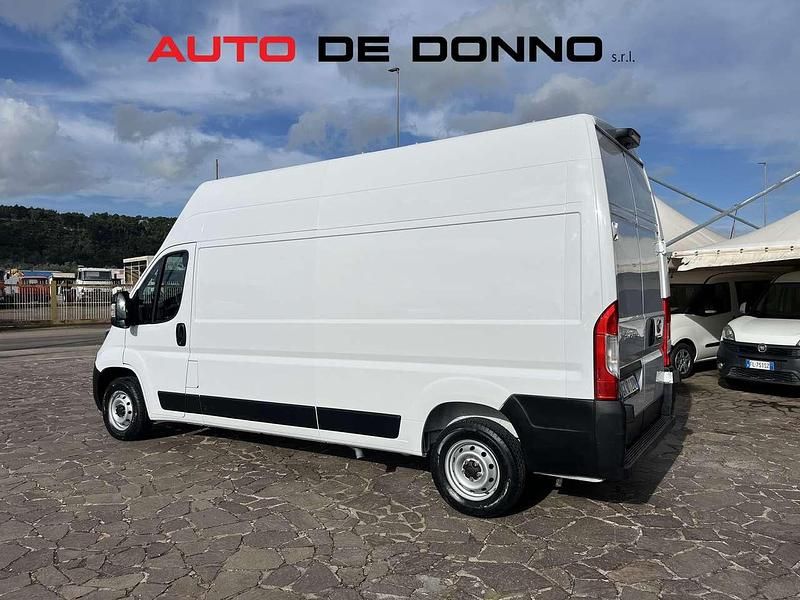 Usata Fiat Ducato 140 CV (102 kW) 2022 Other Furgone