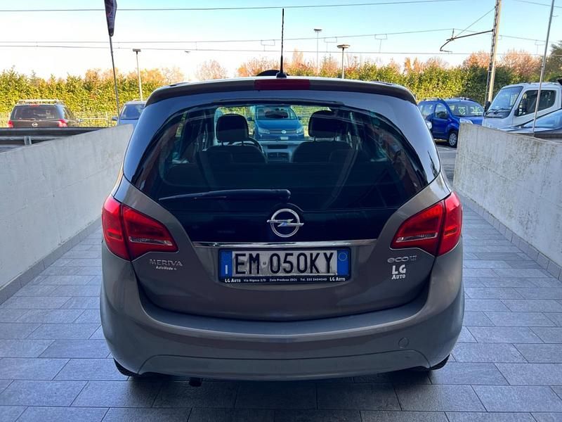 Usata Opel Meriva Cosmo 95 CV (69 kW) 2012 Grigio Monovolume