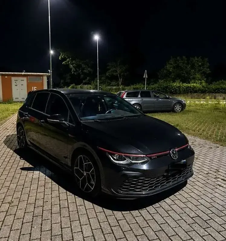 Usata VW Golf VIII GTI 245 CV (180 kW) 2020 Nero Berlina