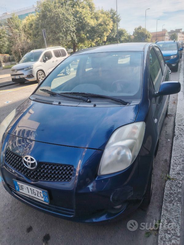 Usata Toyota Yaris 87 CV (63 kW) 2007 Blu Berlina