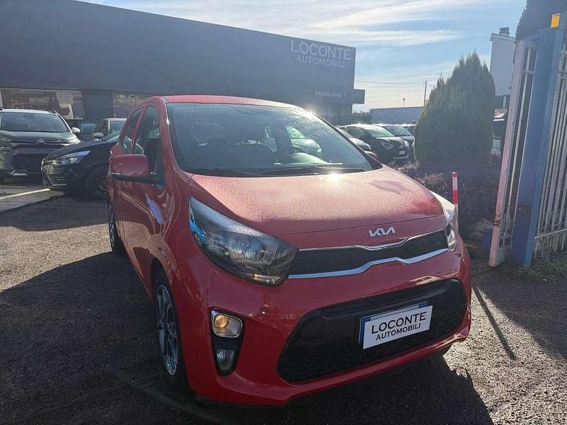 Usata Kia Picanto Urban 67 CV (49 kW) 2022 Rosso Utilitaria