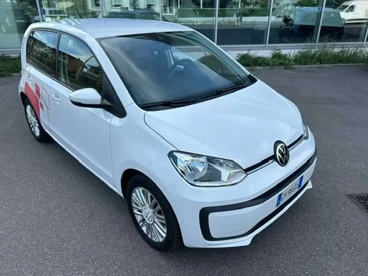 Usata VW up! Move 65 CV (47 kW) 2022 Bianco Utilitaria