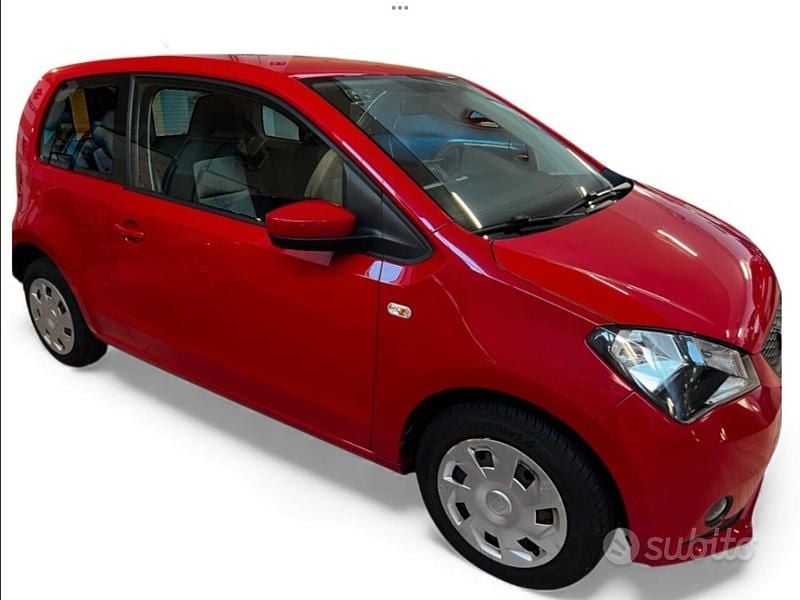 Usata Seat Mii Style 60 CV (44 kW) 2013 Rosso Utilitaria