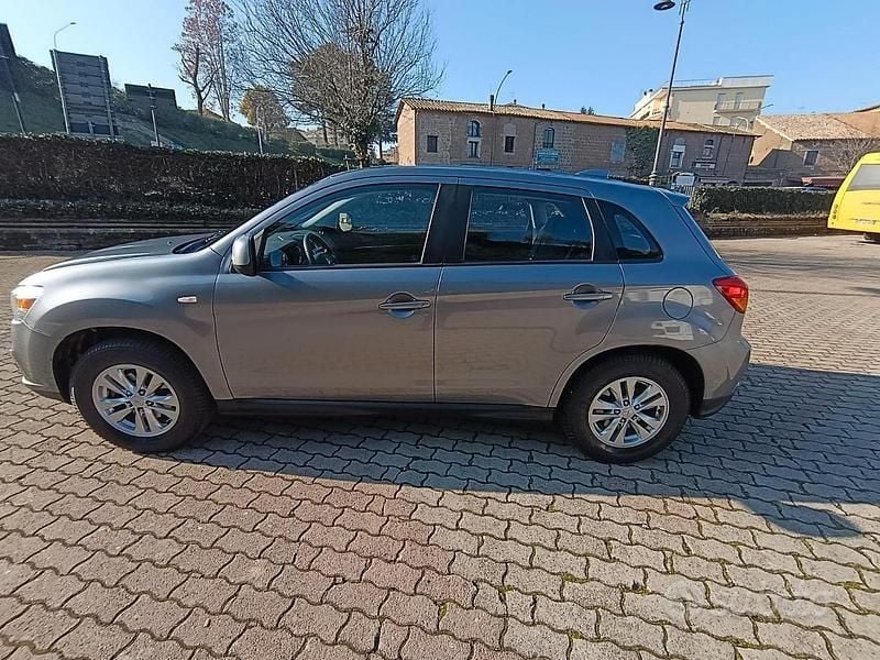 Usata Mitsubishi ASX Inform 117 CV (86 kW) 2019 Grigio SUV