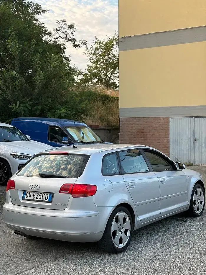 Usata Audi A3 140 CV (102 kW) 2009 Grigio Utilitaria