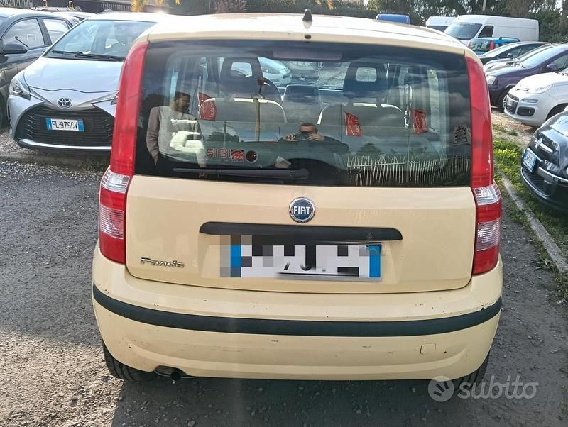 Usata Fiat Panda 54 CV (39 kW) 2004 Giallo Utilitaria