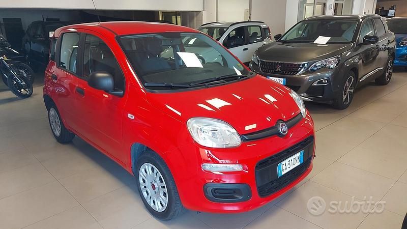 Usata Fiat Panda Easy 69 CV (50 kW) 2020 Rosso Berlina