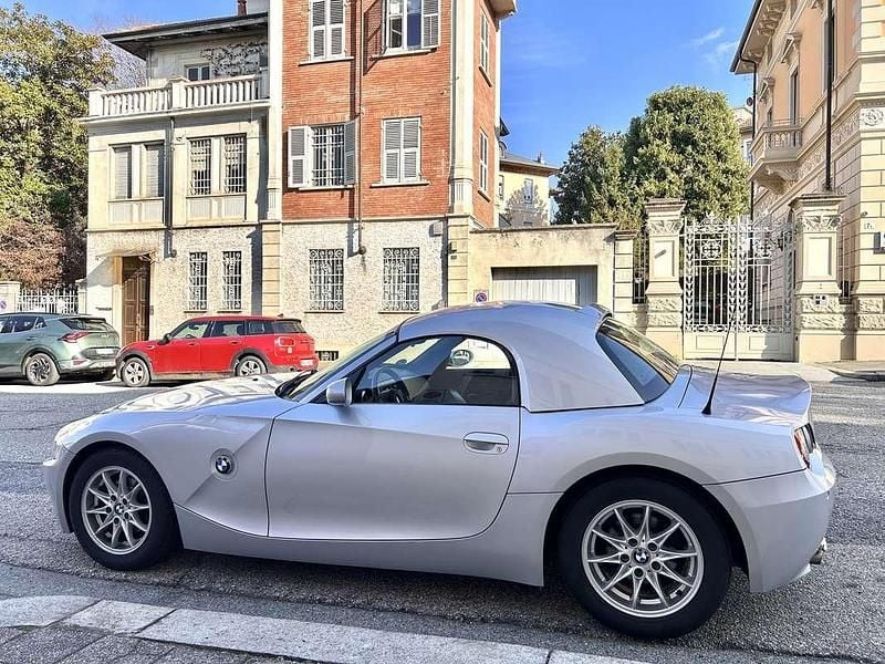 Usata BMW Z4 170 CV (125 kW) 2005 Argento Cabrio