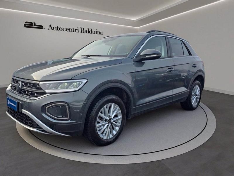 Usata VW T-Roc Life 150 CV (110 kW) 2023 Grigio SUV