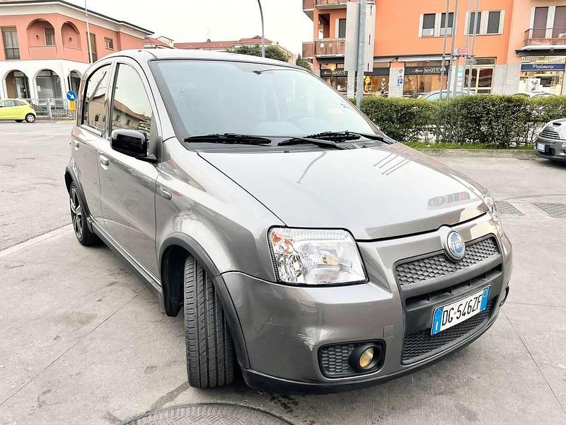 Usata Fiat Panda 101 CV (74 kW) 2007 Grigio Utilitaria