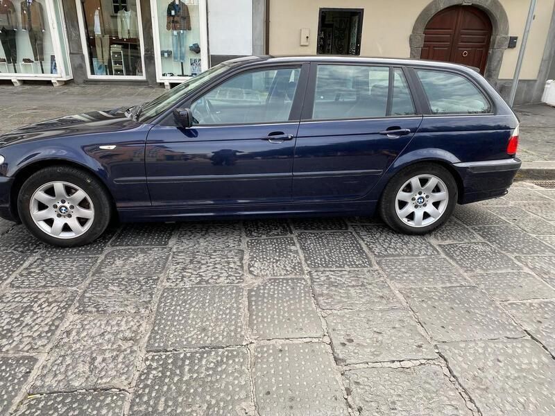 Usata BMW 320 150 CV (110 kW) 2003 Blu Station wagon