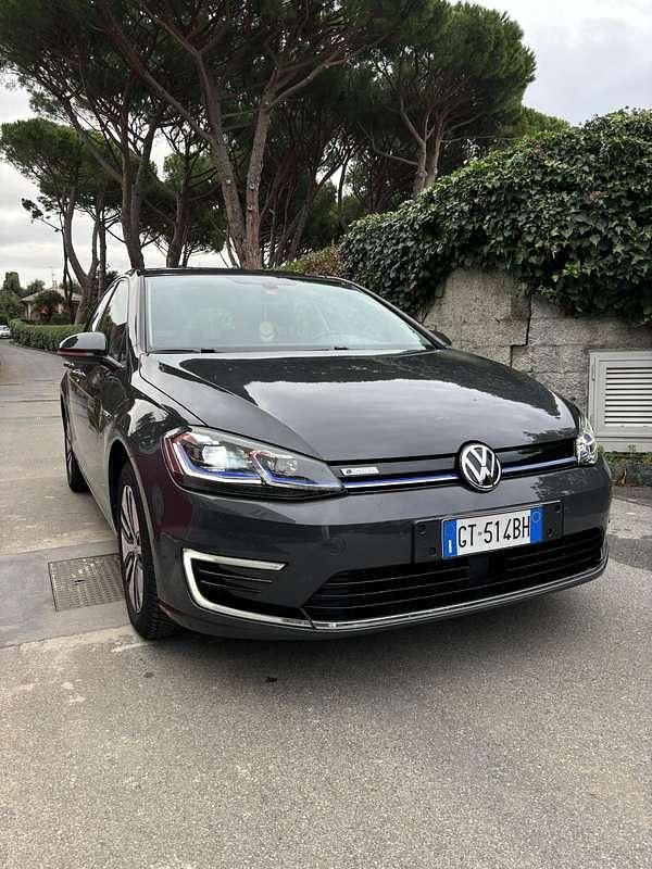 Usata VW Golf 100 kW (136 CV) 2021 Berlina