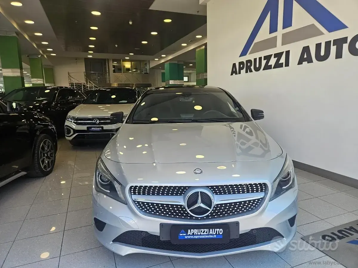 Usata Mercedes CLA200 Premium 136 CV (100 kW) 2013 Argento Coupé