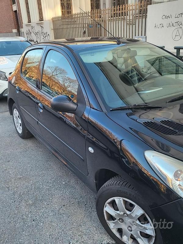 Usata Peugeot 206 60 CV (44 kW) 2012 Nero Berlina