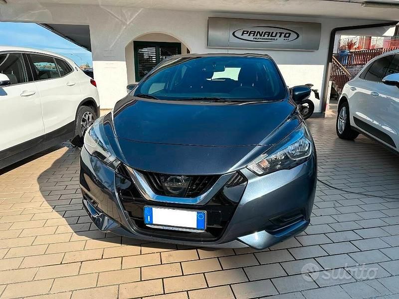 Usata Nissan Micra Acenta 90 CV (66 kW) 2017 Grigio Berlina