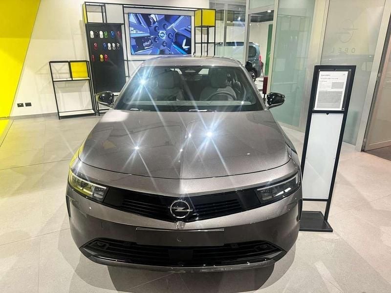 Nuova Opel Astra 136 CV (100 kW) 2025 Grigio Station wagon