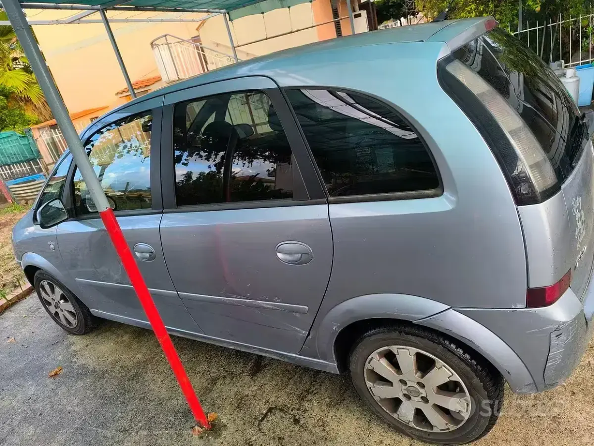 Usata Opel Meriva Enjoy 90 CV (66 kW) 2007 Grigio Monovolume