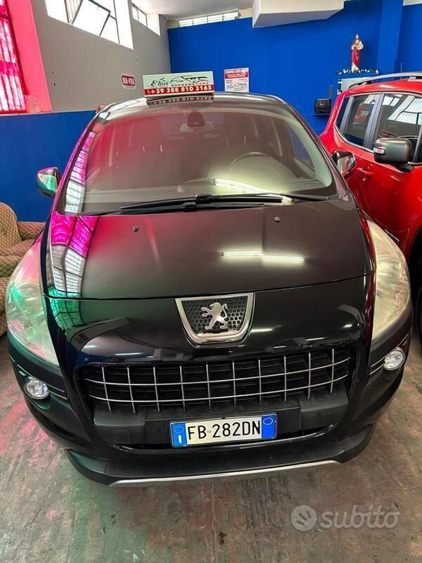 Usata Peugeot 3008 Active 120 CV (88 kW) 2016 Nero Station wagon