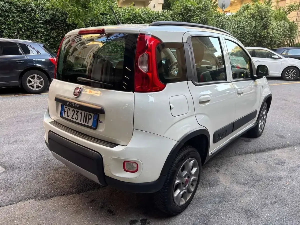 Usata Fiat Panda 4x4 95 CV (69 kW) 2016 Bianco Utilitaria