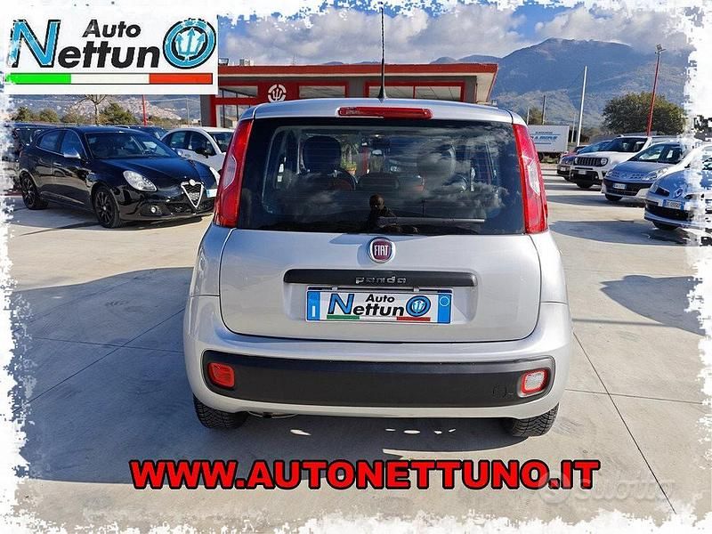 Usata Fiat Panda Lounge 69 CV (50 kW) 2017 Grigio Berlina