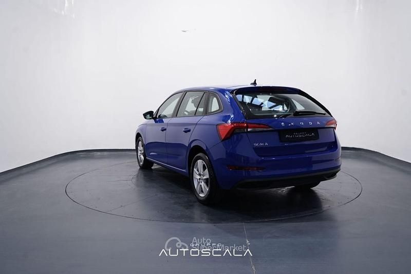 Usata Skoda 110 R Ambition 110 CV (80 kW) 2021 Blu Berlina