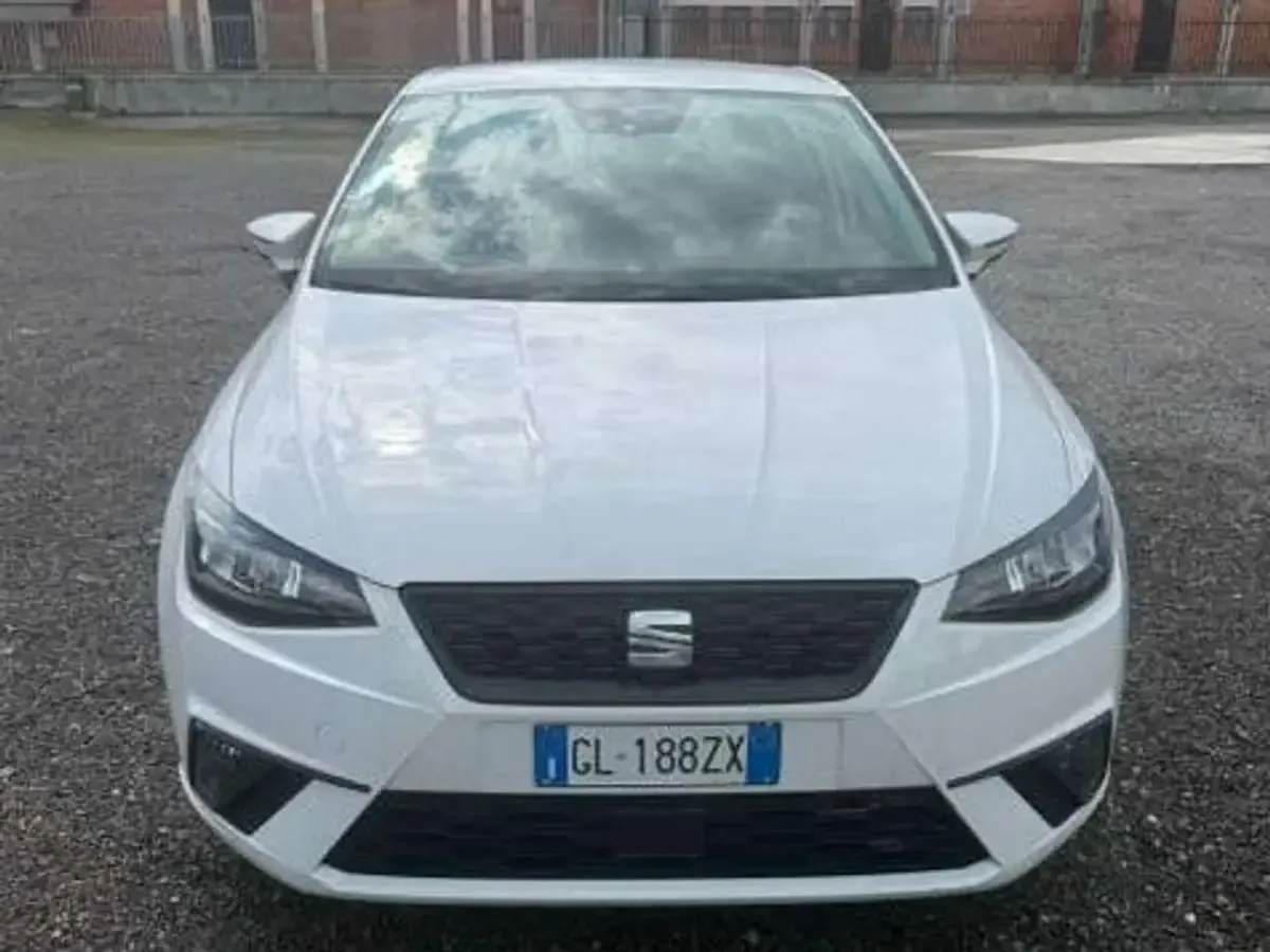 Usata Seat Ibiza Style 90 CV (66 kW) 2022 Bianco Utilitaria