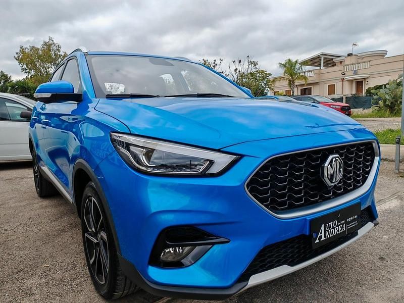Usata MG ZS Luxury 111 CV (81 kW) 2022 Blu Station wagon