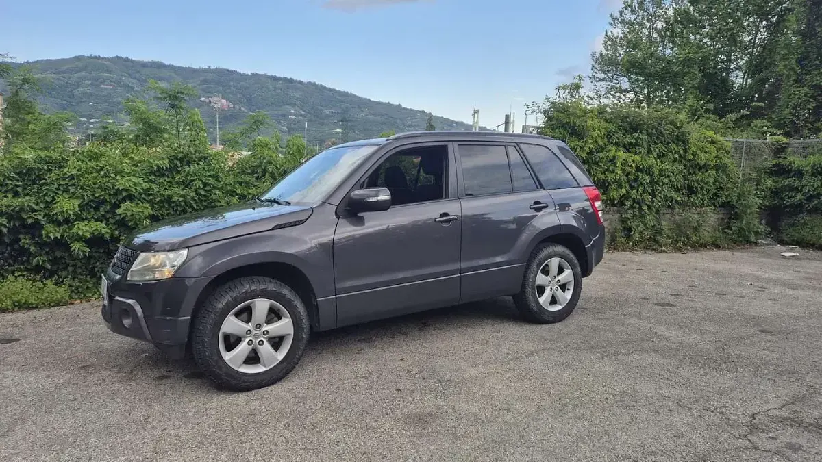 Usata Suzuki Grand Vitara 169 CV (124 kW) 2012 SUV