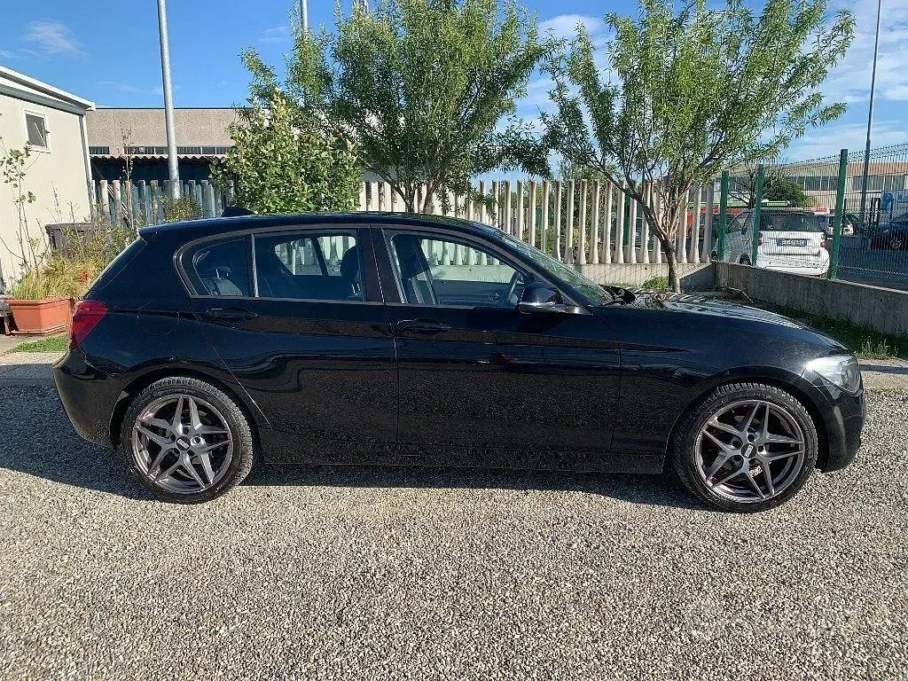 Usata BMW 116 Efficient Dynamics 136 CV (100 kW) 2012 Nero Utilitaria