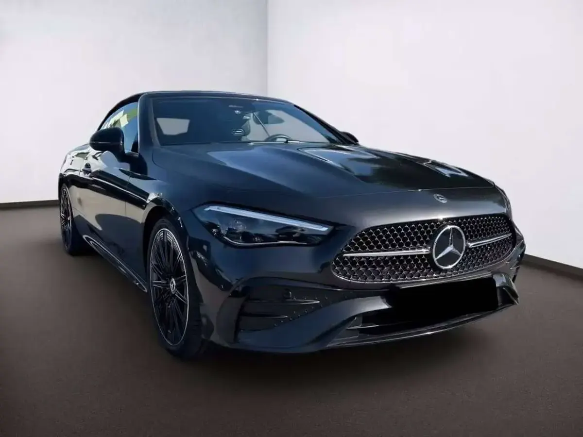 Usata Mercedes CLE200 Advanced Plus 204 CV (150 kW) 2025 Graphitgrau Cabrio